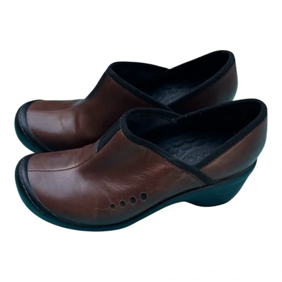 Pivo Brown Clog Slip on Leather Shoes Size 7 - Picture 2 of 5